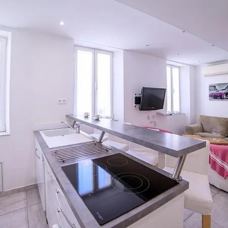 21 Rue Meynadier - Meynadier 3p Apartment Cannes